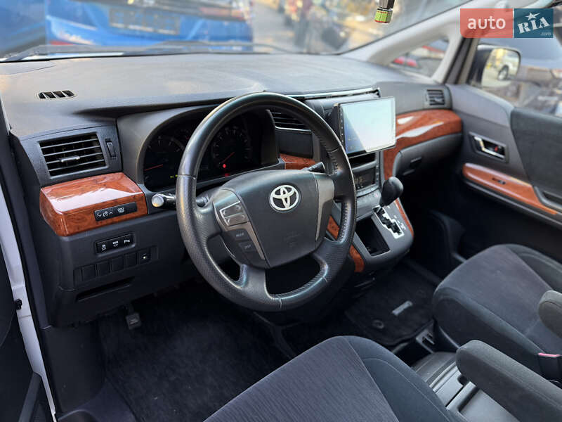 Минивэн Toyota Vellfire 2012 в Одессе