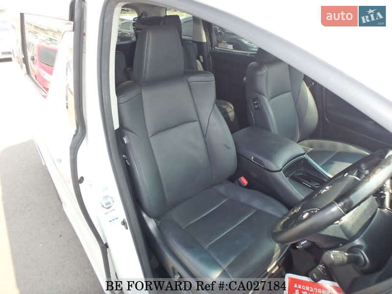 Минивэн Toyota Vellfire 2019 в Киеве