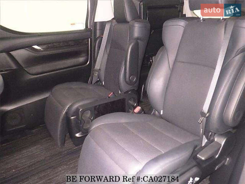 Минивэн Toyota Vellfire 2019 в Киеве