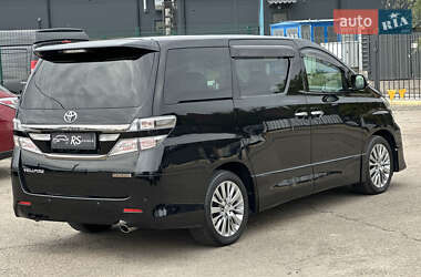 Минивэн Toyota Vellfire 2014 в 