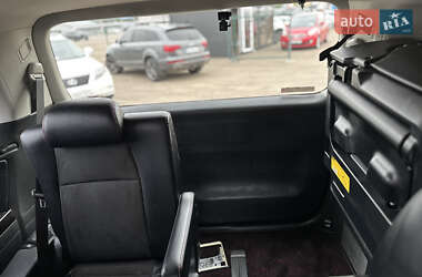 Минивэн Toyota Vellfire 2014 в 