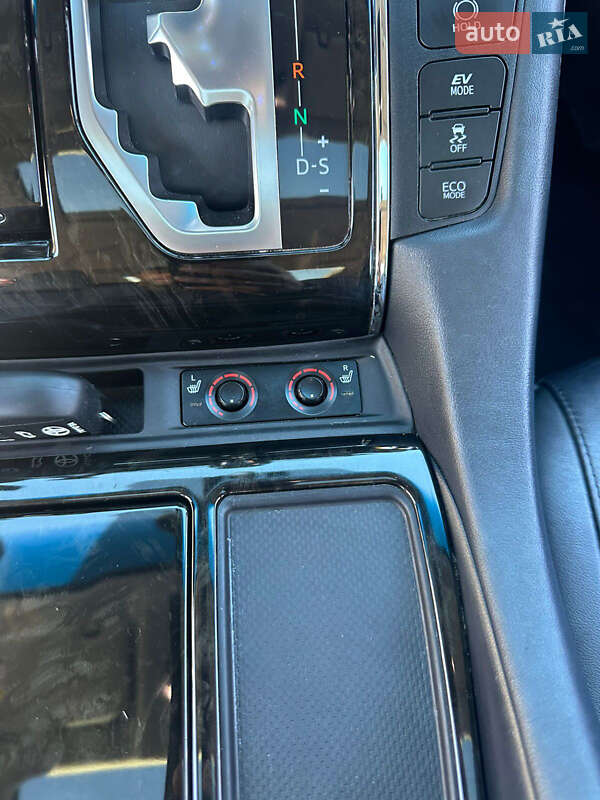 Минивэн Toyota Vellfire 2015 в Одессе фото 10 Минивэн Toyota Vellfire 2015 в Одессе