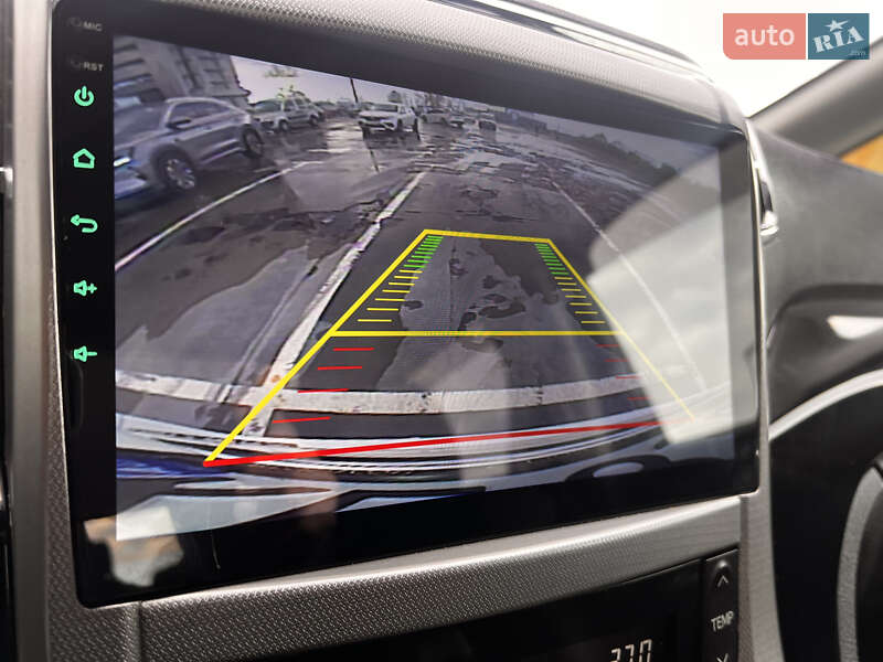 Минивэн Toyota Vellfire 2013 в Киеве