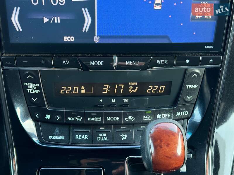 Минивэн Toyota Vellfire 2010 в Виннице