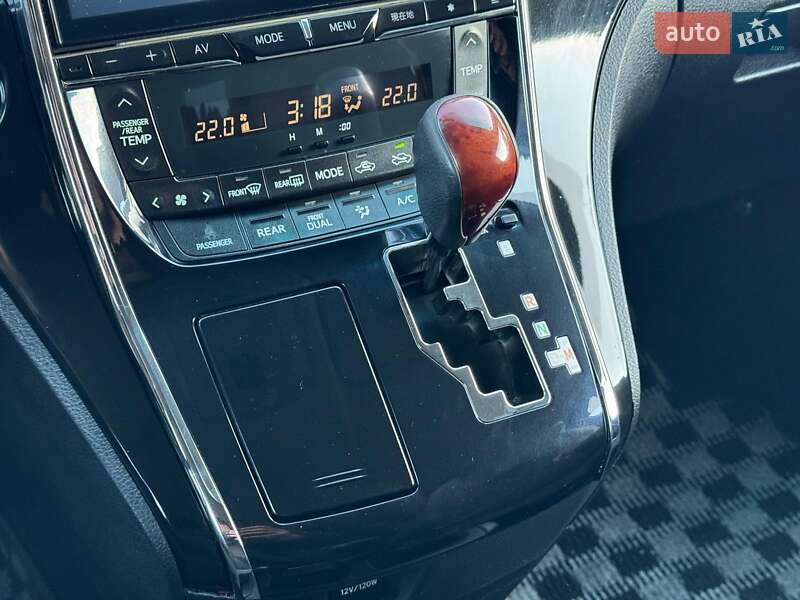 Минивэн Toyota Vellfire 2010 в Виннице