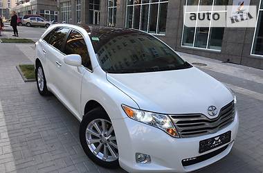 Позашляховик / Кросовер Toyota Venza 2012 в Києві