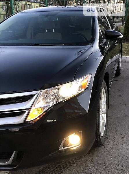 Мінівен Toyota Venza 2015 в Києві