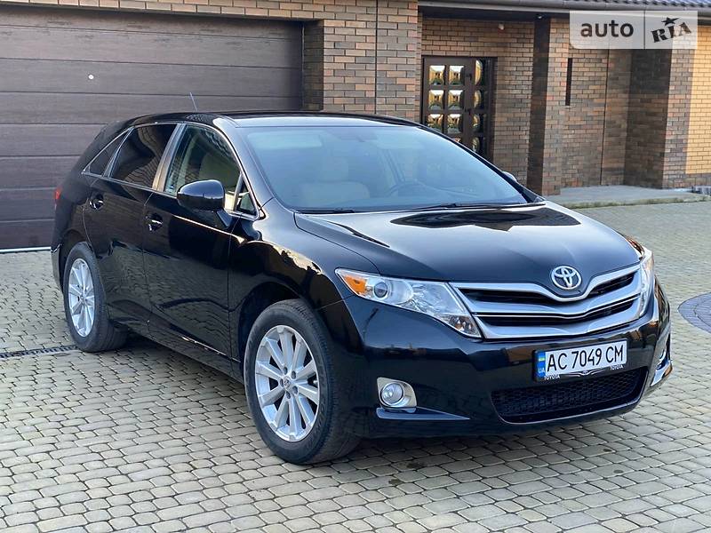 Универсал Toyota Venza 2011 в Луцке