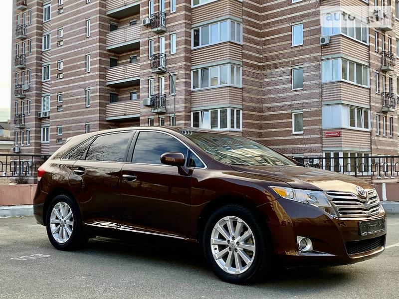 Універсал Toyota Venza 2010 в Києві