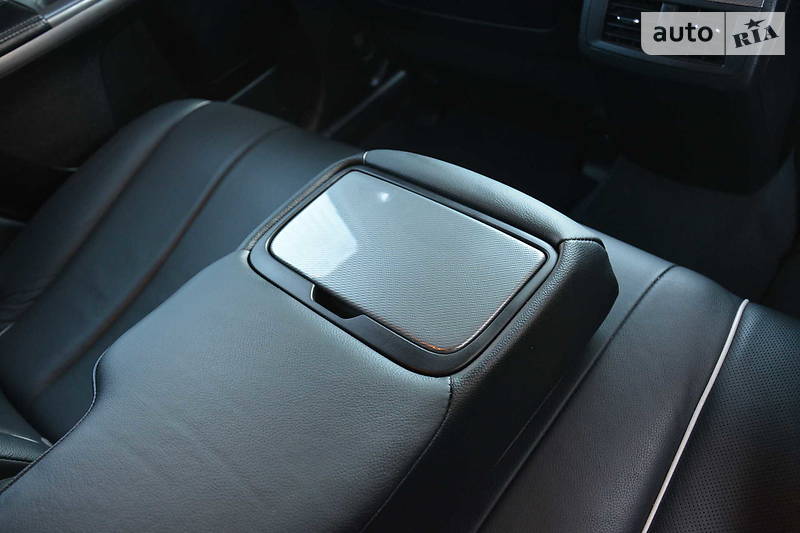 Позашляховик / Кросовер Toyota Venza 2015 в Одесі
