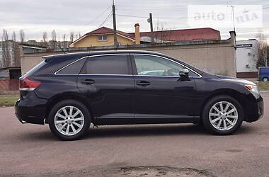 Позашляховик / Кросовер Toyota Venza 2012 в 