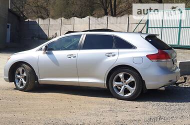 Позашляховик / Кросовер Toyota Venza 2010 в 