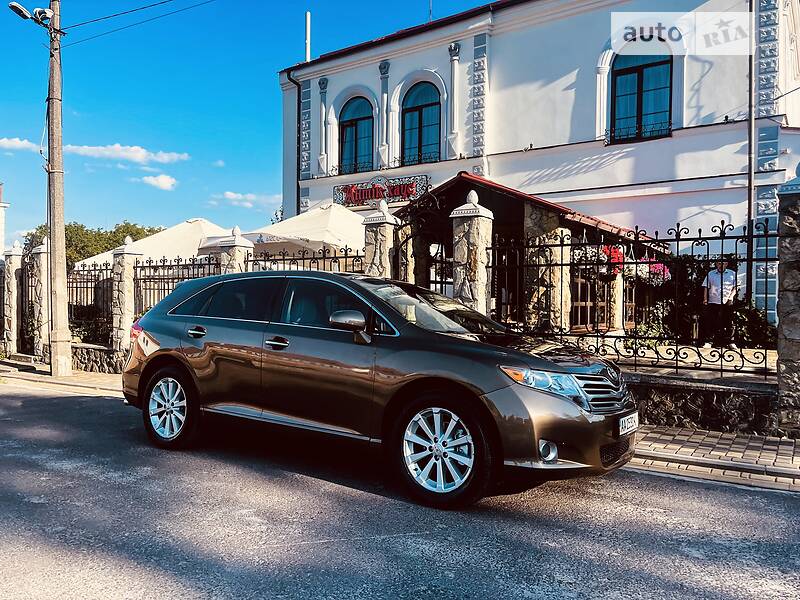 Внедорожник / Кроссовер Toyota Venza 2011 в Дубно