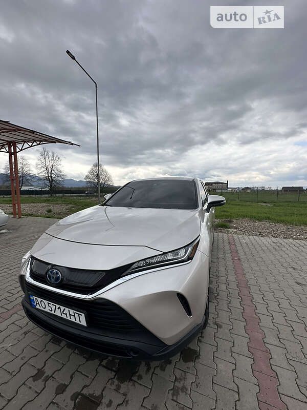 Внедорожник / Кроссовер Toyota Venza 2021 в Берегово