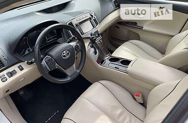 Внедорожник / Кроссовер Toyota Venza 2014 в Киеве