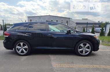 Позашляховик / Кросовер Toyota Venza 2014 в Луцьку