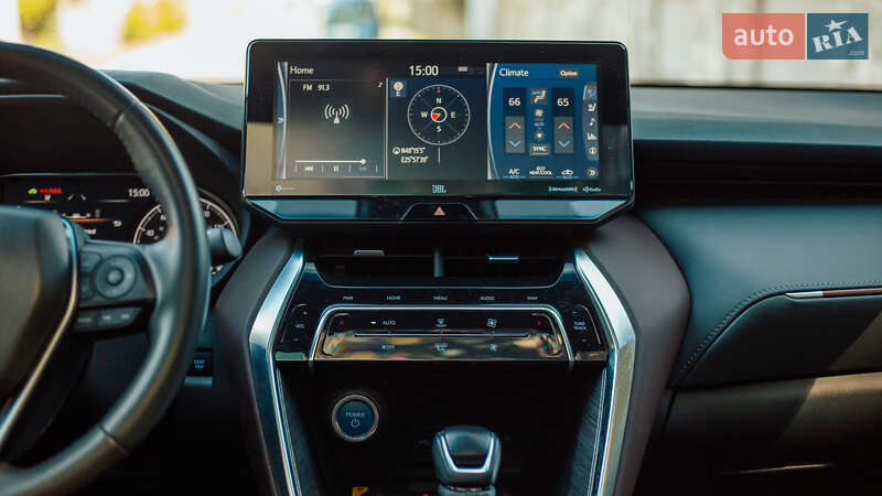 Позашляховик / Кросовер Toyota Venza 2021 в Чернівцях
