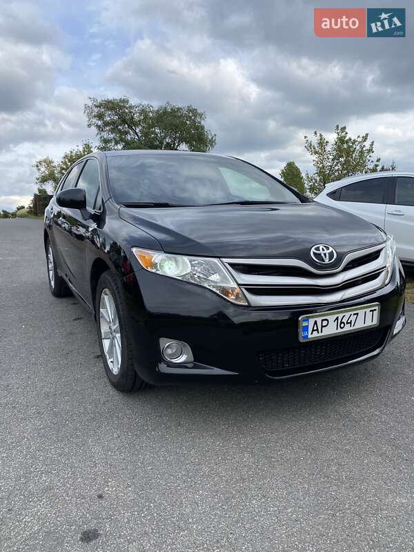 Позашляховик / Кросовер Toyota Venza 2011 в Києві