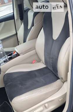 Внедорожник / Кроссовер Toyota Venza 2014 в 