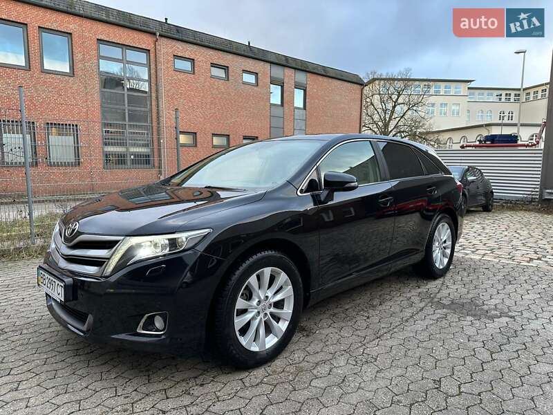 Позашляховик / Кросовер Toyota Venza 2013 в Києві