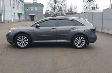 Позашляховик / Кросовер Toyota Venza 2014 в Києві