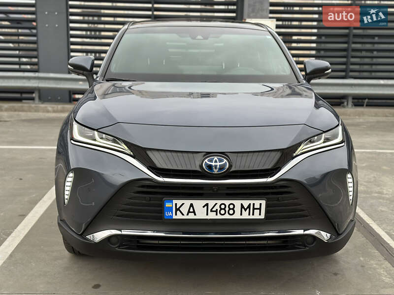 Позашляховик / Кросовер Toyota Venza 2021 в Києві