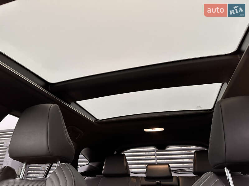 Позашляховик / Кросовер Toyota Venza 2021 в Києві