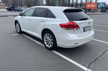 Внедорожник / Кроссовер Toyota Venza 2010 в Киеве