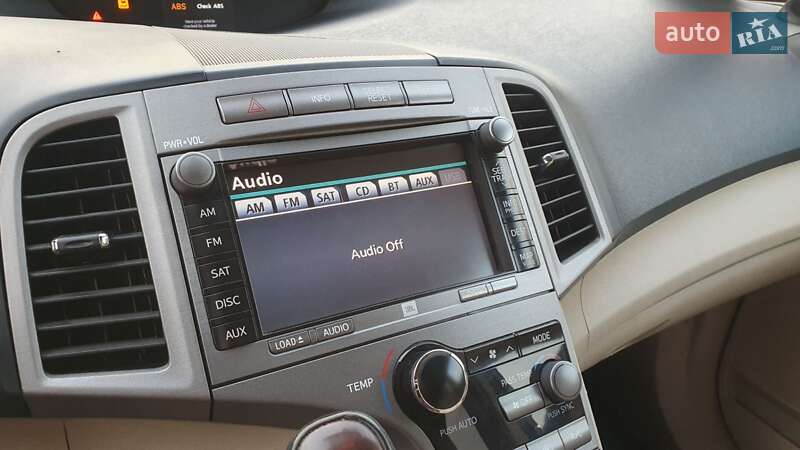 Внедорожник / Кроссовер Toyota Venza 2011 в Черкассах