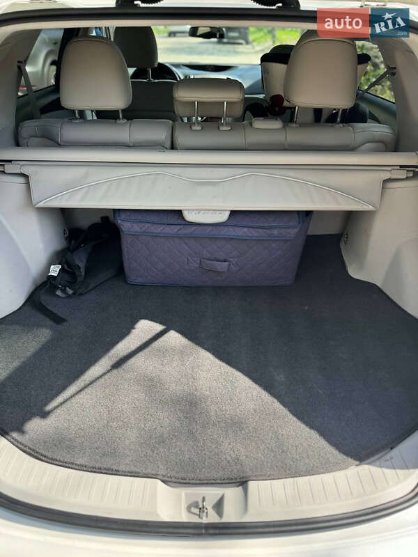 Внедорожник / Кроссовер Toyota Venza 2011 в Днепре