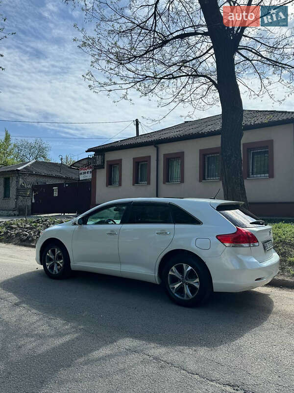 Внедорожник / Кроссовер Toyota Venza 2011 в Днепре