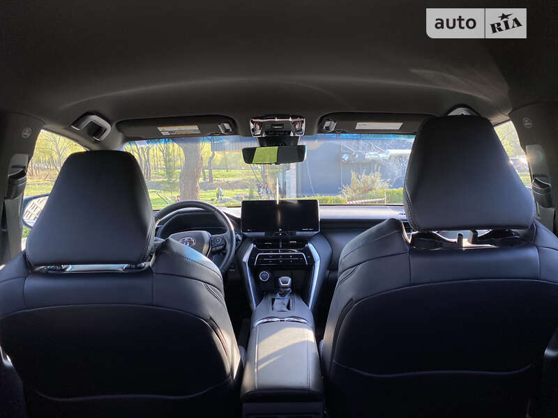 Позашляховик / Кросовер Toyota Venza 2021 в Умані