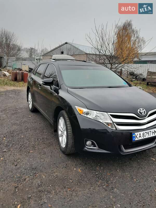 Внедорожник / Кроссовер Toyota Venza 2014 в Кропивницком