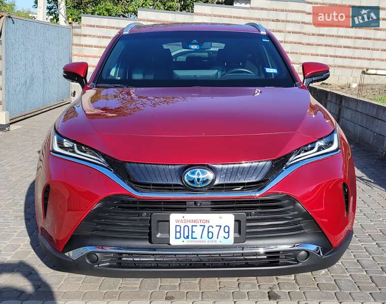Позашляховик / Кросовер Toyota Venza 2021 в Дніпрі