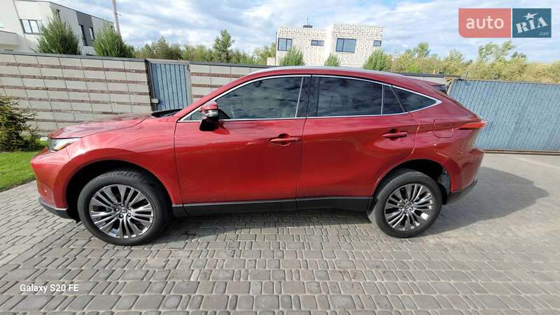 Позашляховик / Кросовер Toyota Venza 2021 в Дніпрі