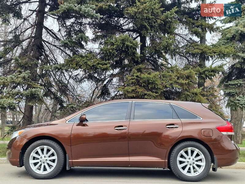 Позашляховик / Кросовер Toyota Venza 2011 в Миколаєві