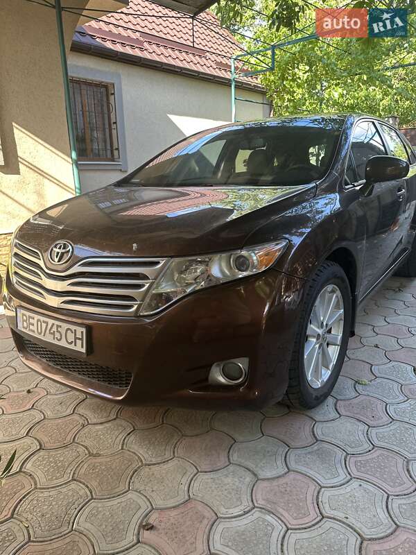 Позашляховик / Кросовер Toyota Venza 2011 в Миколаєві