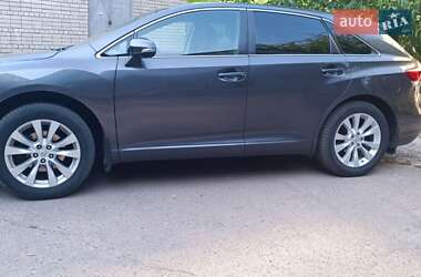 Позашляховик / Кросовер Toyota Venza 2014 в Смілі