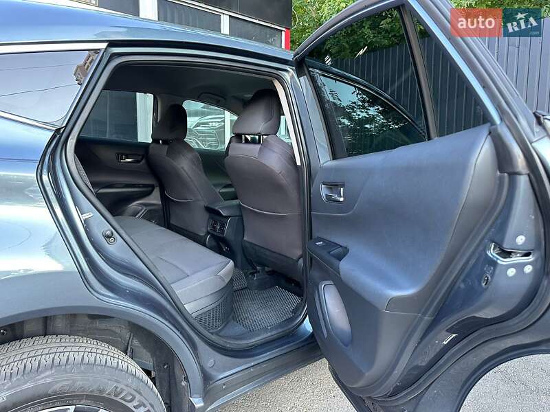 Позашляховик / Кросовер Toyota Venza 2020 в Києві