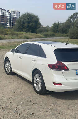 Позашляховик / Кросовер Toyota Venza 2013 в Києві