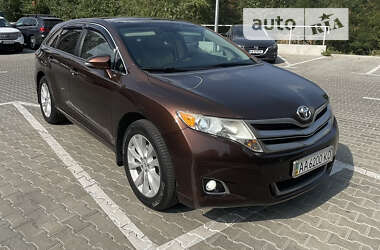 Позашляховик / Кросовер Toyota Venza 2013 в Києві