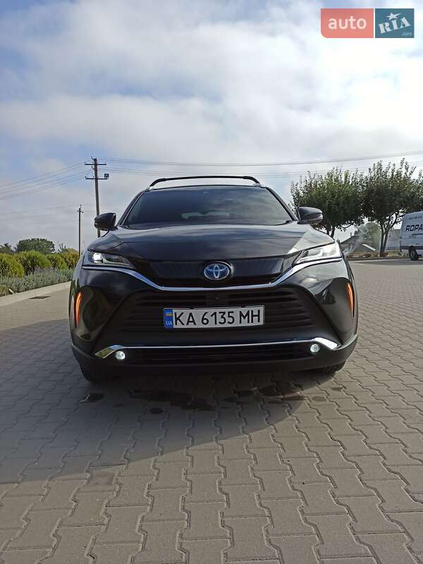 Позашляховик / Кросовер Toyota Venza 2021 в Києві