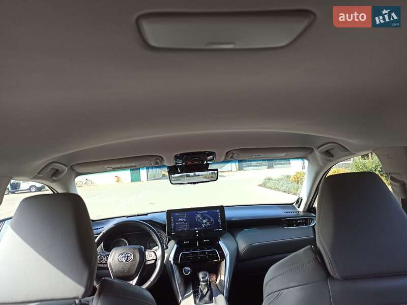 Позашляховик / Кросовер Toyota Venza 2021 в Києві