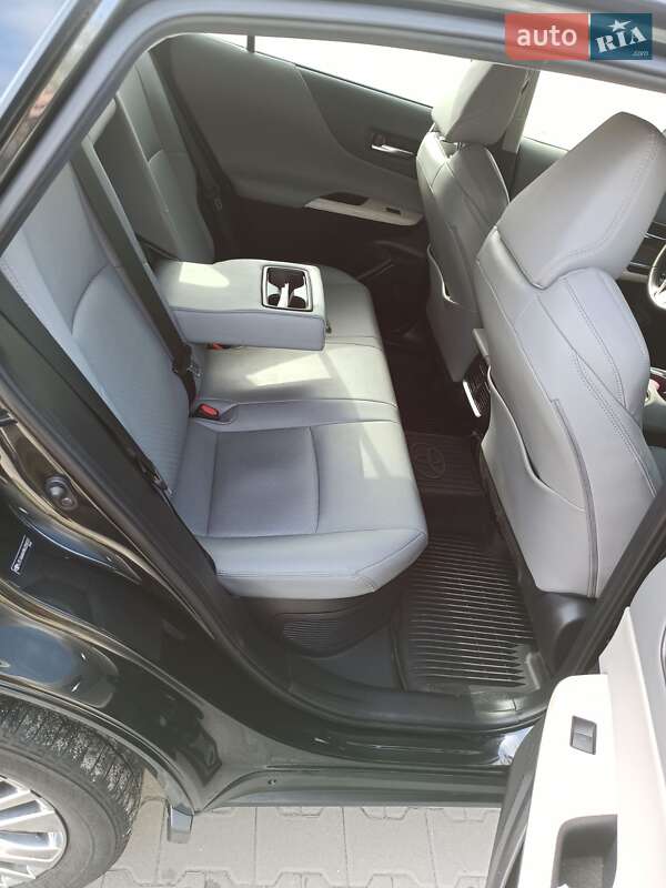 Позашляховик / Кросовер Toyota Venza 2021 в Києві