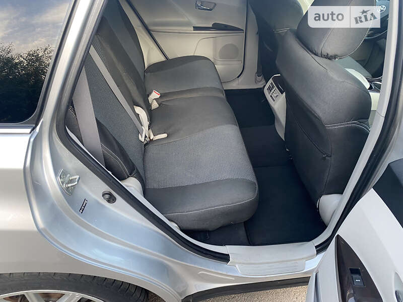 Внедорожник / Кроссовер Toyota Venza 2010 в Конотопе