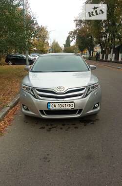 Позашляховик / Кросовер Toyota Venza 2013 в Києві