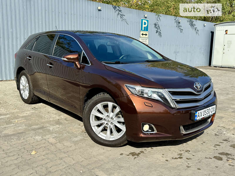 Внедорожник / Кроссовер Toyota Venza 2013 в Днепре