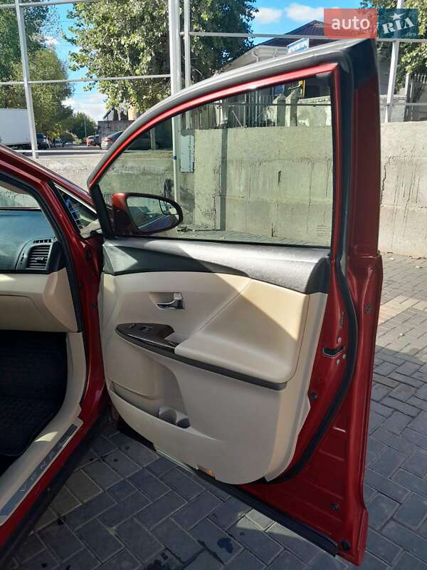 Позашляховик / Кросовер Toyota Venza 2013 в Кропивницькому