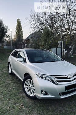 Позашляховик / Кросовер Toyota Venza 2012 в Києві