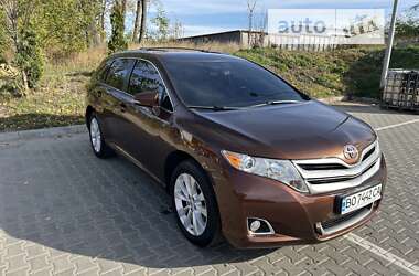 Позашляховик / Кросовер Toyota Venza 2013 в Тернополі